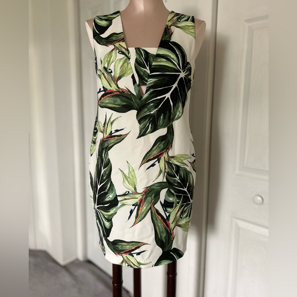 State of Being Tropical keyhole by chest palm dress size XS